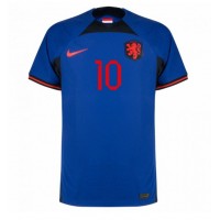 Niederlande Memphis Depay #10 Fußballbekleidung Auswärtstrikot WM 2022 Kurzarm